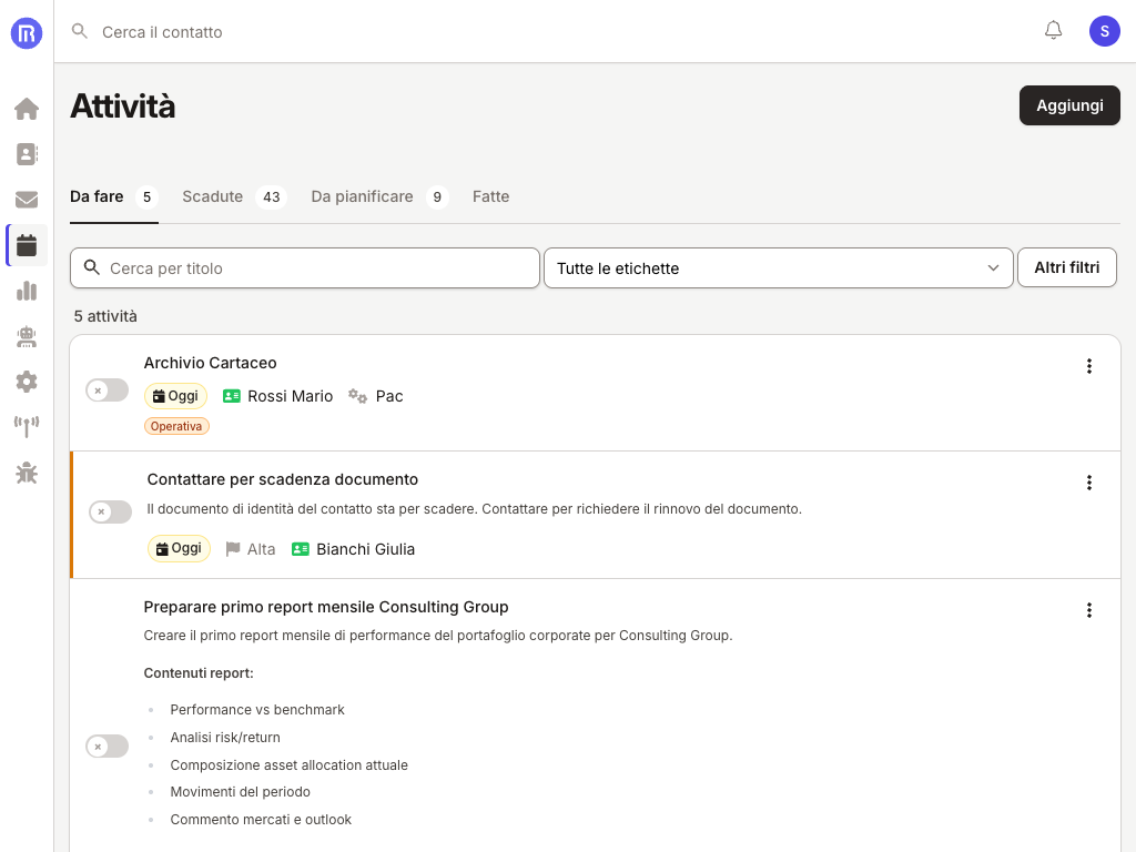 Lista attività con l'opzione attiva: l'icona del contatto prende il colore della categoria, il nome resta neutro